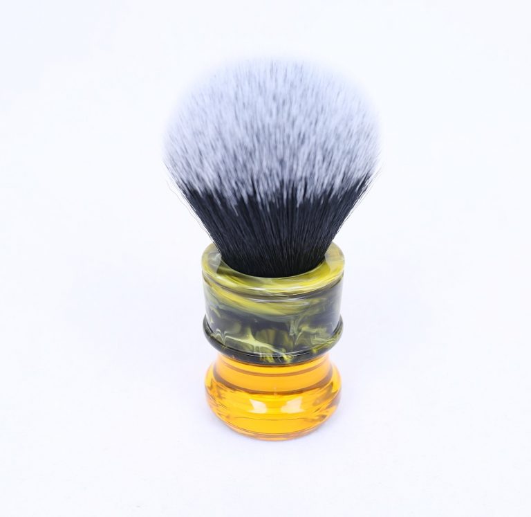 1008 Yaqi Brush Tuxedo Sagrada Familia 24